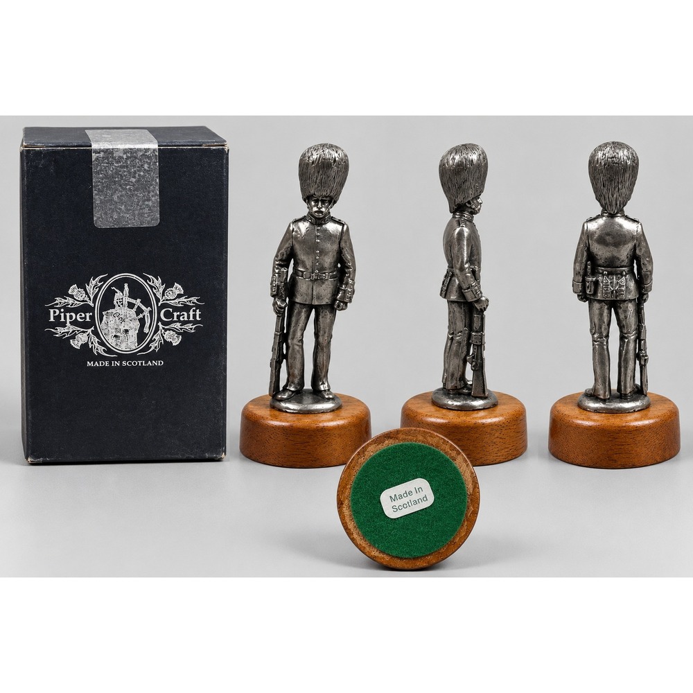 Piper Craft Scotland Pewter Scots Guard Soldier Figurine on Wood Base with Box